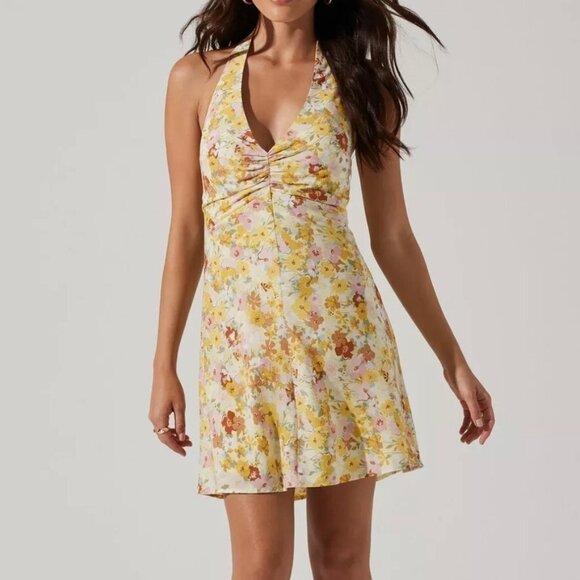 ASTR the Label Sz L Yellow Floral Cinched Halter Mini Dress Retro Summer Resort - Picture 1 of 11